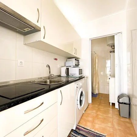 Apartment Cozy Studio In #1875 *
